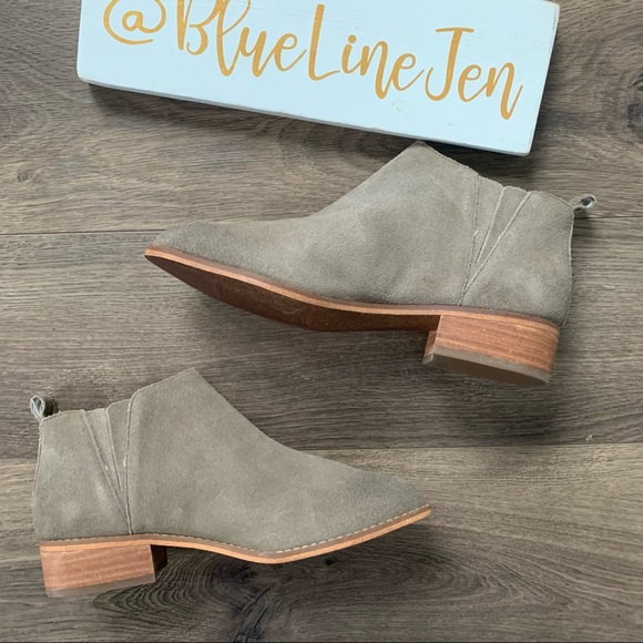 BP Taupe Suede Booties NWOT - Picture 2 of 7